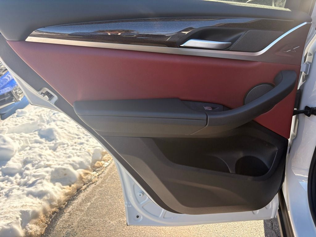 2023 BMW X4 xDrive30i AWD