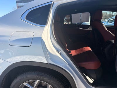 2023 BMW X4 xDrive30i AWD