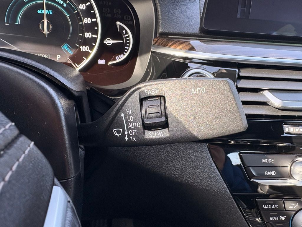 2018 BMW 5 Series 530e xDrive iPerformance AWD