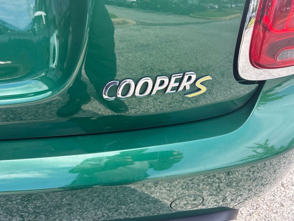 2022 MINI Cooper SE Electric Signature Hardtop 2 Door