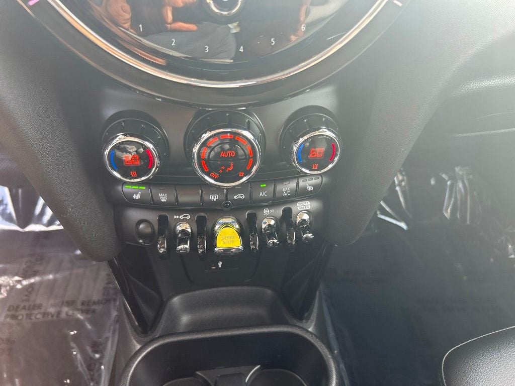 2022 MINI Cooper SE Electric Signature Hardtop 2 Door