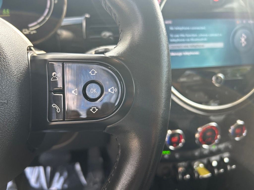2022 MINI Cooper SE Electric Signature Hardtop 2 Door