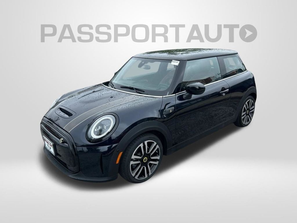 2024 MINI Cooper SE Electric Iconic