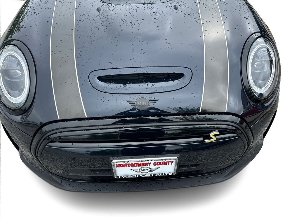 2024 MINI Cooper SE Electric Iconic