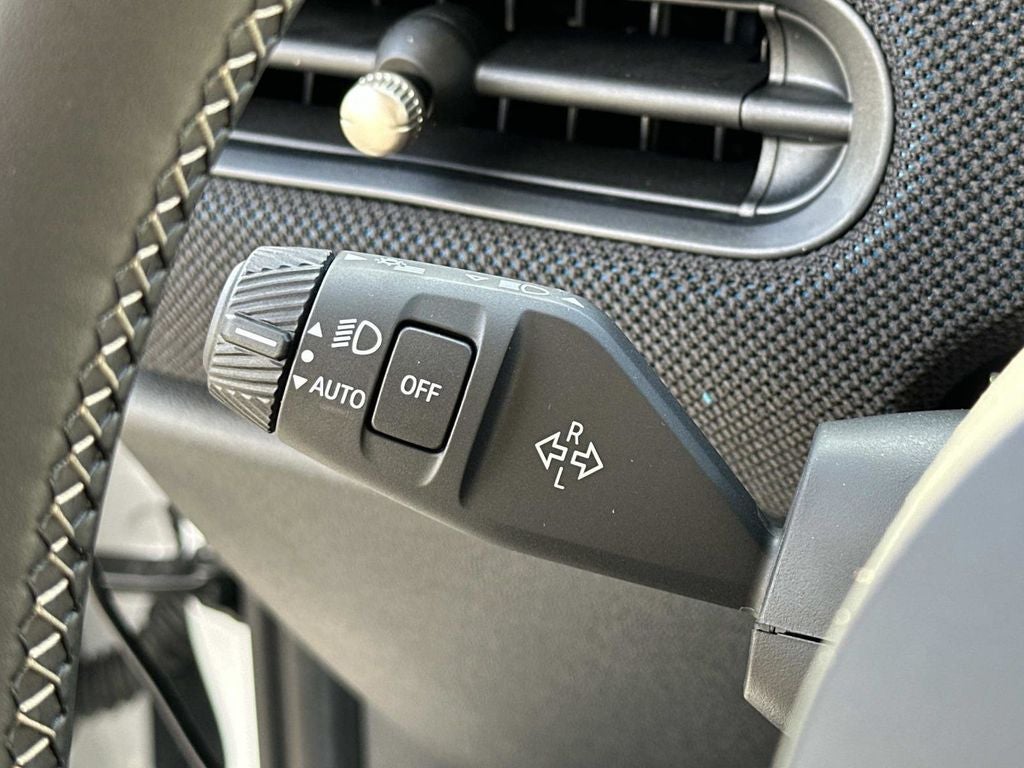 2026 MINI Cooper Hardtop 2 Door Signature Plus