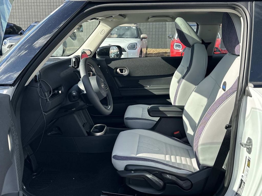 2026 MINI Cooper Hardtop 2 Door Signature Plus