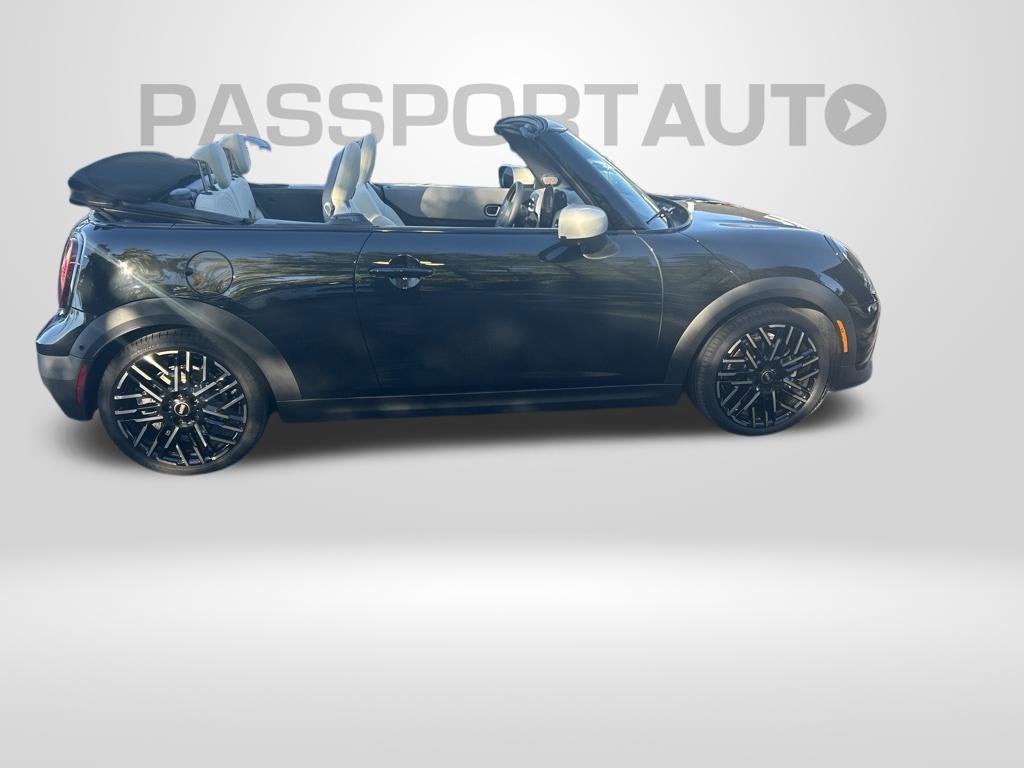 2026 MINI Cooper Iconic