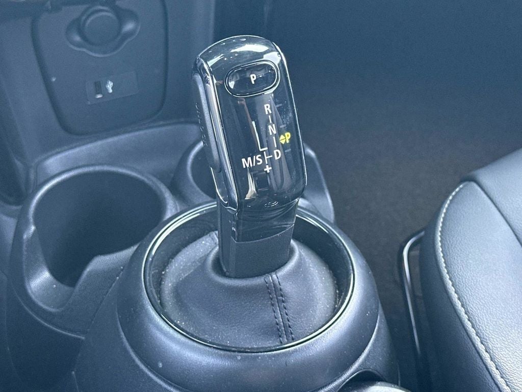 2023 MINI Cooper Signature