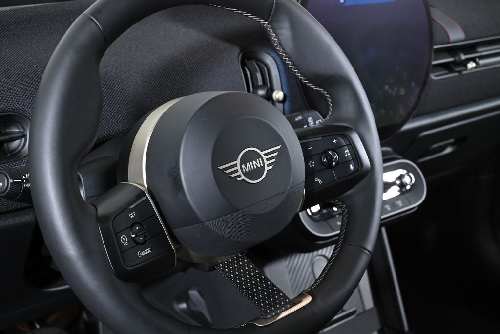 2025 MINI 2 Door Cooper Iconic