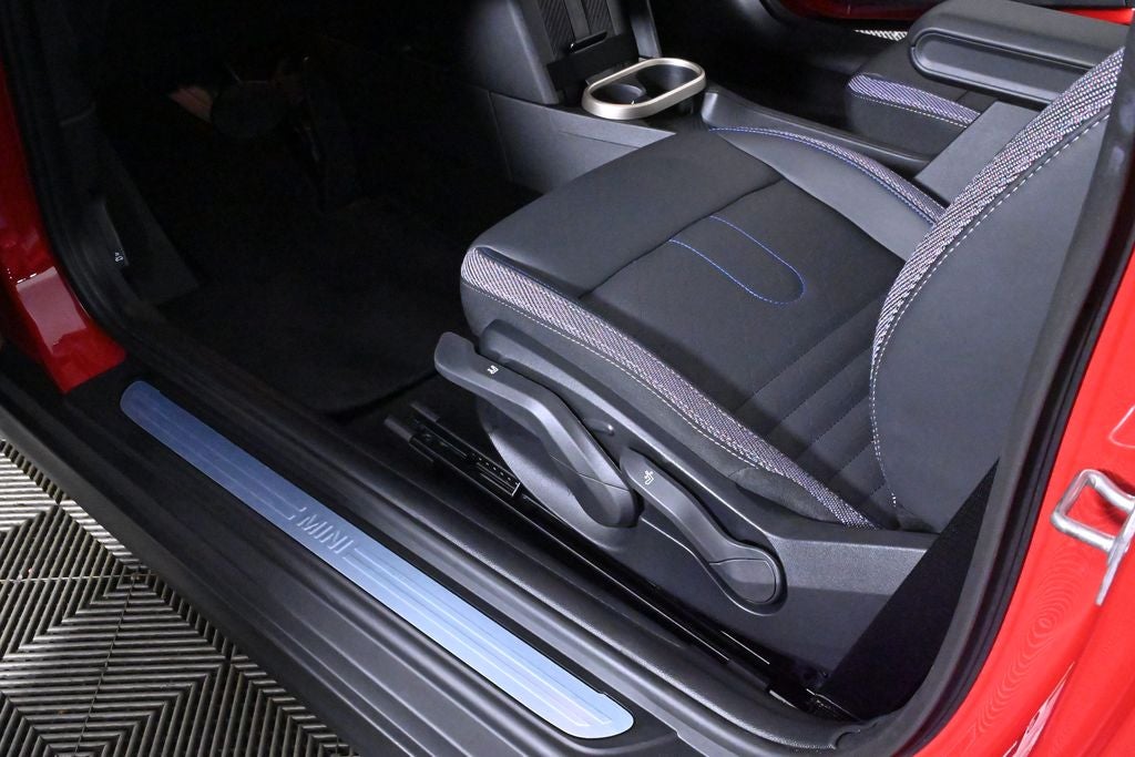 2025 MINI 2 Door Cooper Signature Plus