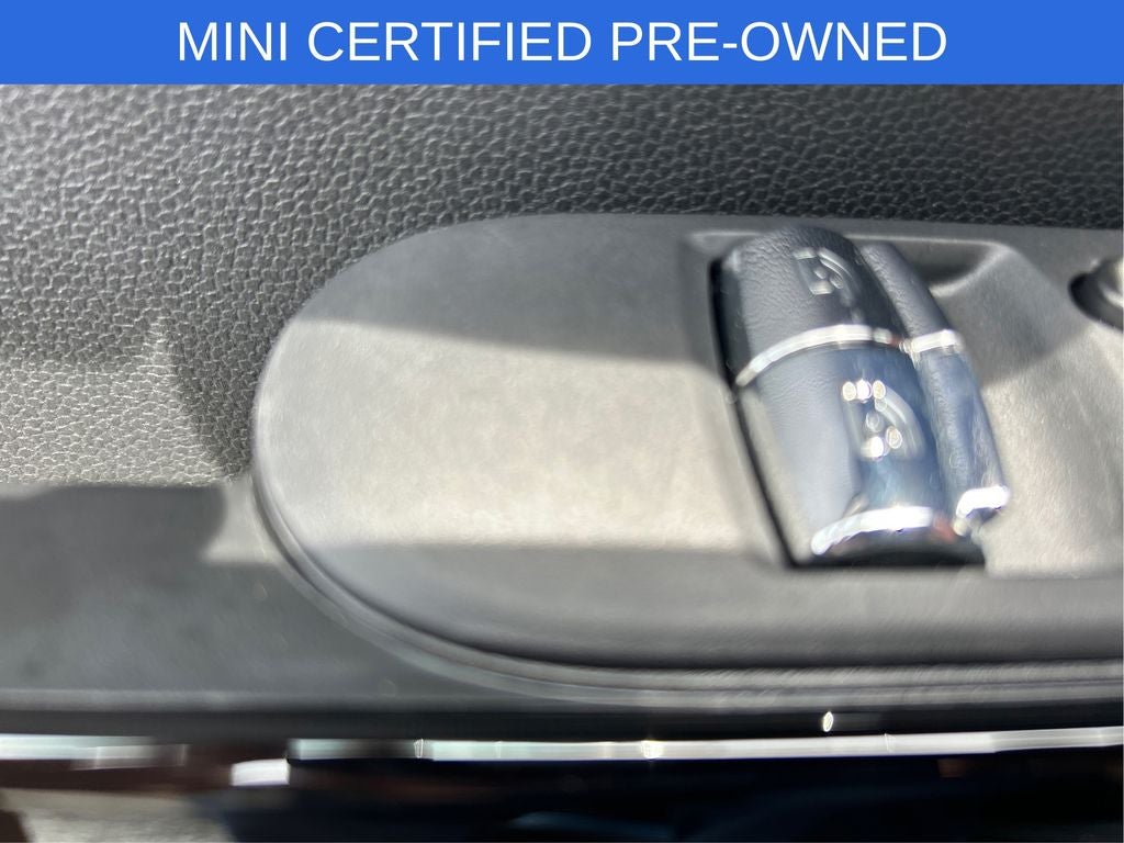 2024 MINI Cooper S Iconic