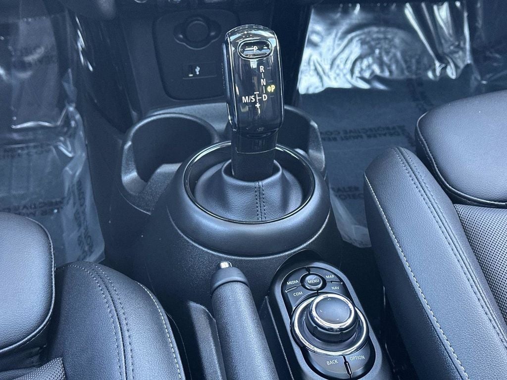 2023 MINI Cooper S Signature Hardtop 4 Door