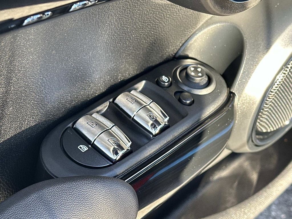 2023 MINI Cooper S Signature Hardtop 4 Door