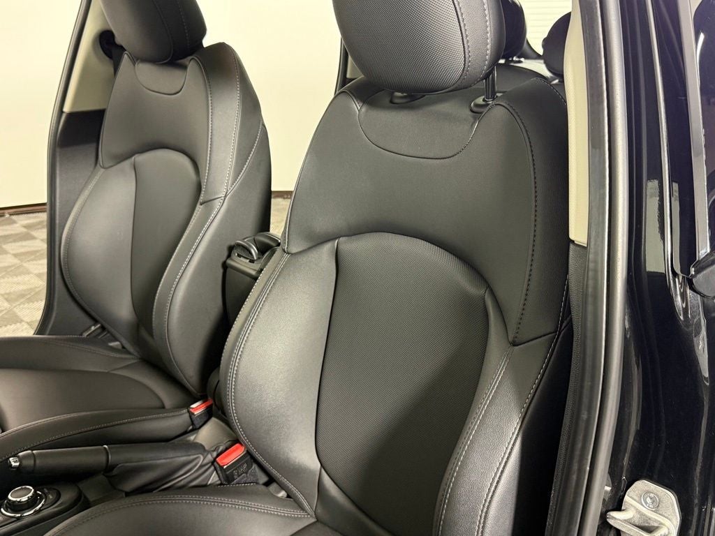 2024 MINI Cooper S Signature Hardtop 4 Door