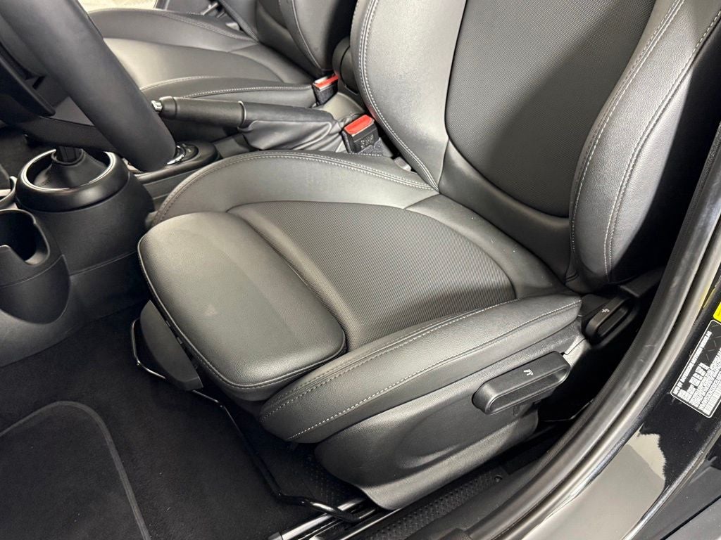 2024 MINI Cooper S Signature Hardtop 4 Door