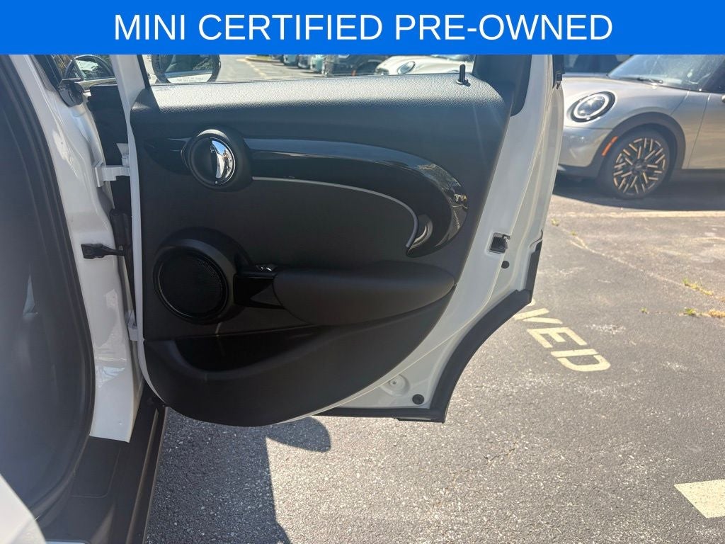 2023 MINI Cooper S Signature Hardtop 4 Door