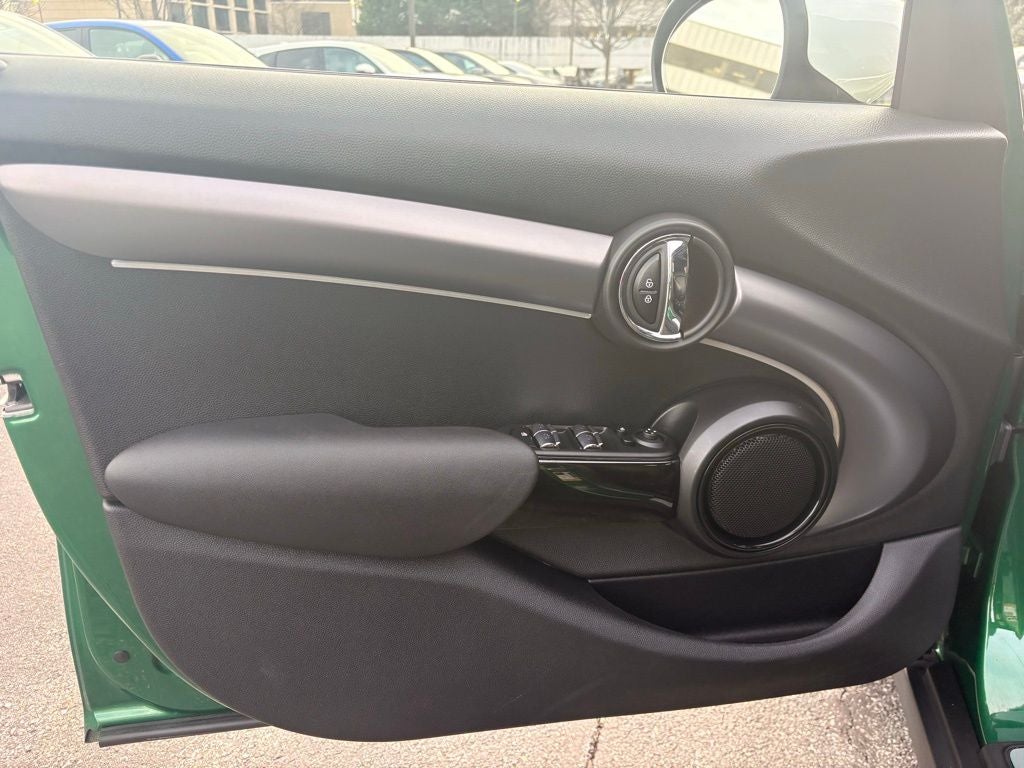 2023 MINI Cooper S Signature Hardtop 4 Door