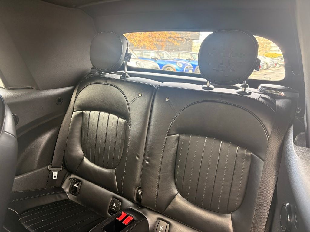 2016 MINI Cooper S Base