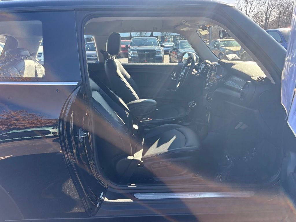 2018 MINI Oxford Edition 