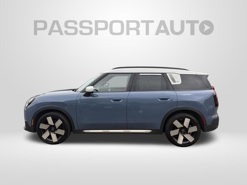 2025 MINI Cooper S Countryman Iconic