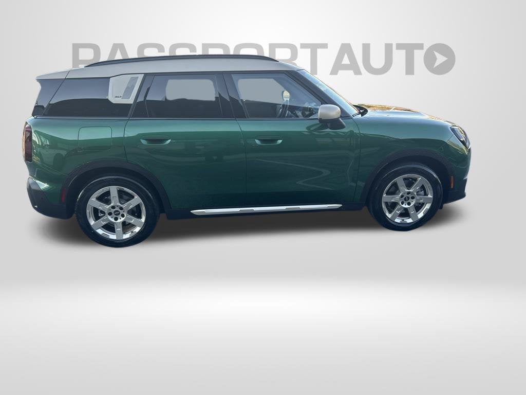 2025 MINI Cooper SE Countryman Iconic ALL4