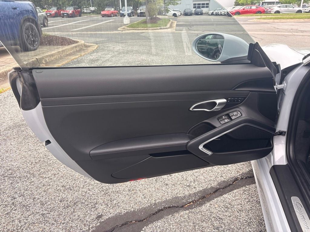 2025 Porsche 718 Cayman S