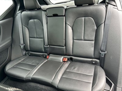 2020 Volvo XC40 Momentum AWD