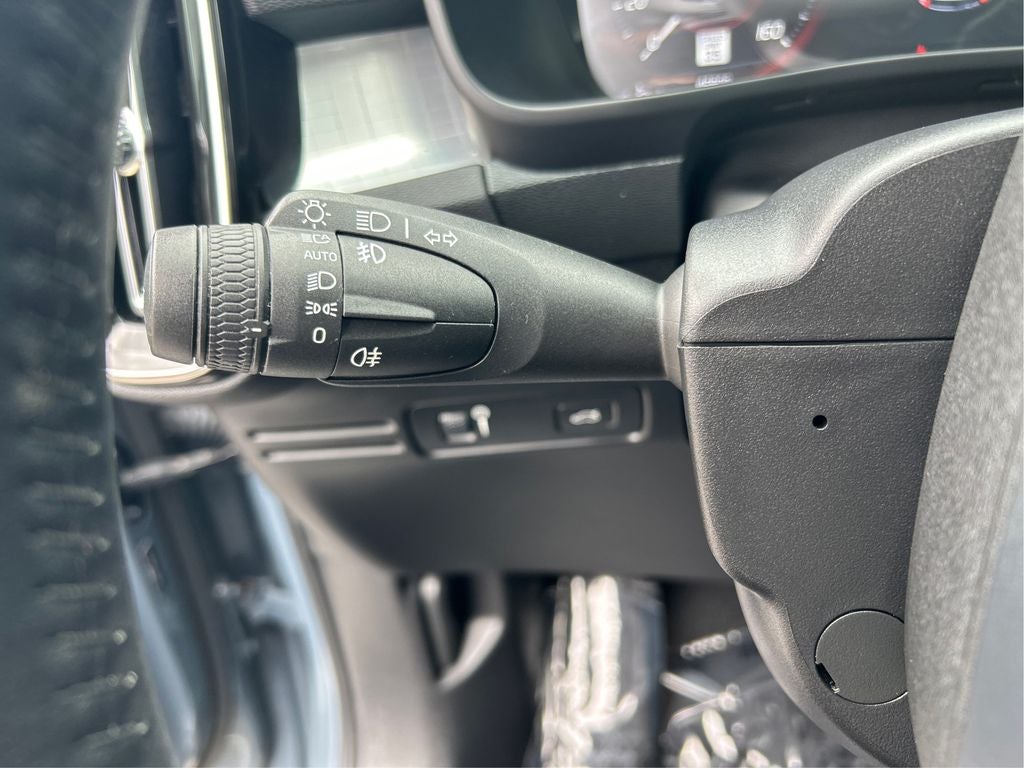 2020 Volvo XC40 Momentum AWD
