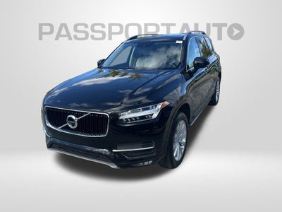 2017 Volvo XC90 T6 Momentum AWD
