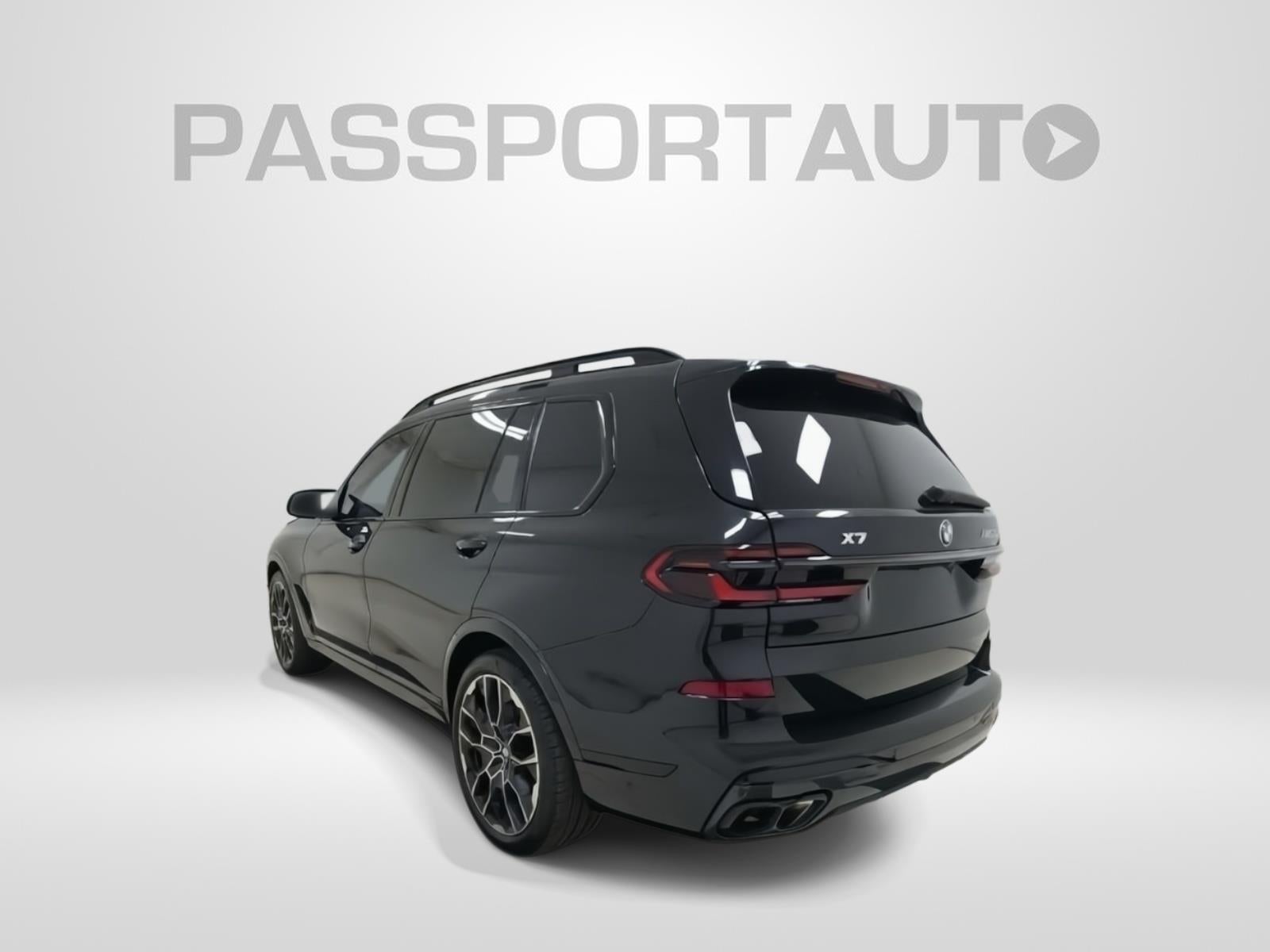 2025 BMW X7 M60i
