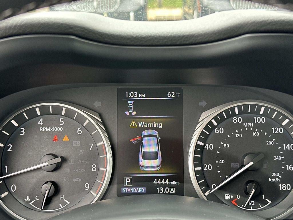 2024 INFINITI Q50 LUXE