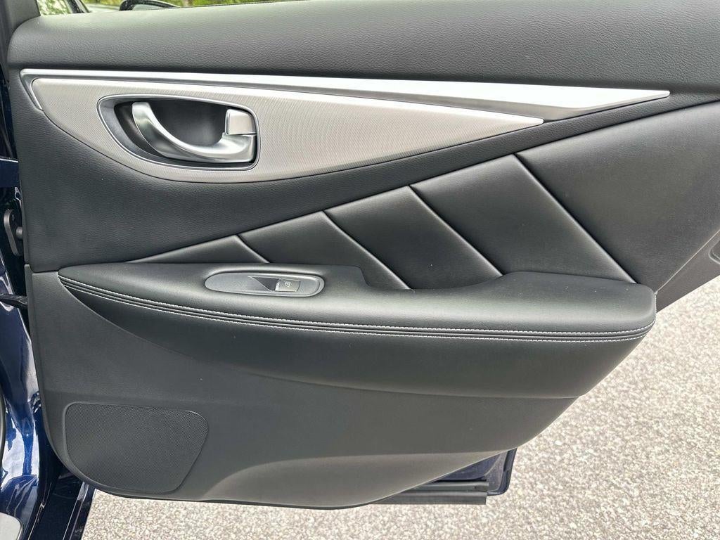 2024 INFINITI Q50 LUXE