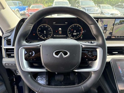 2025 INFINITI QX80 LUXE
