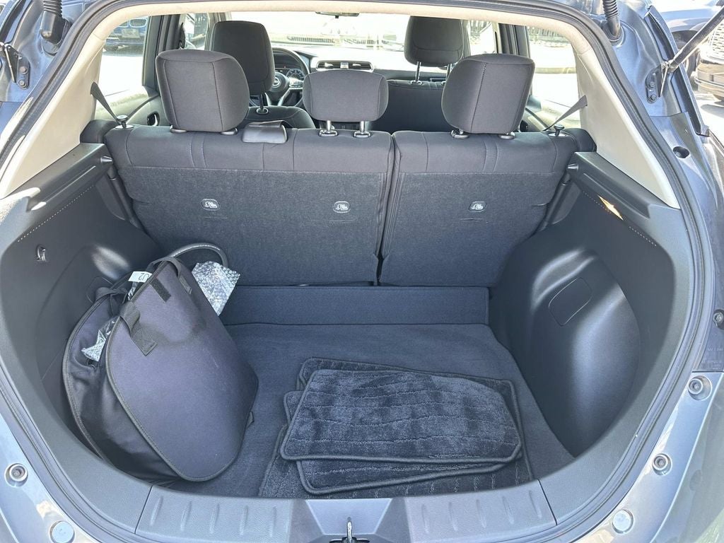 2023 Nissan Leaf S
