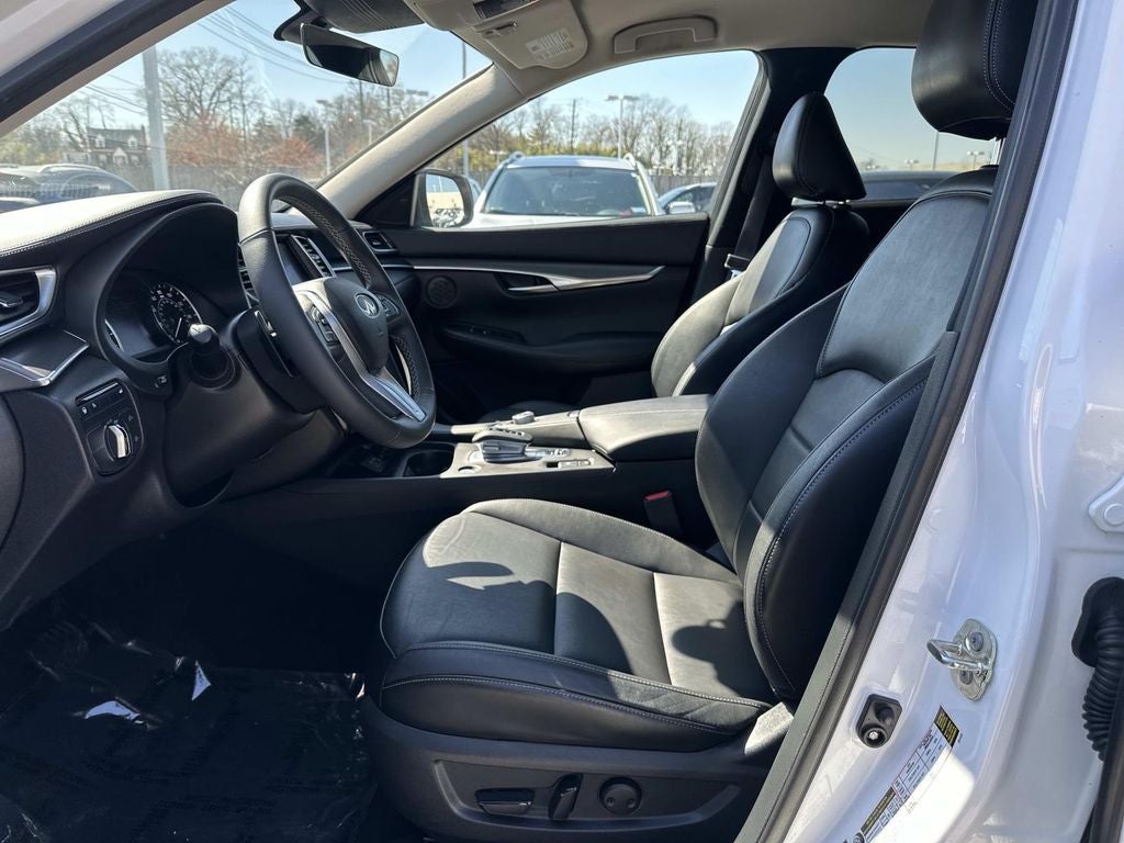 2023 INFINITI QX50 PURE