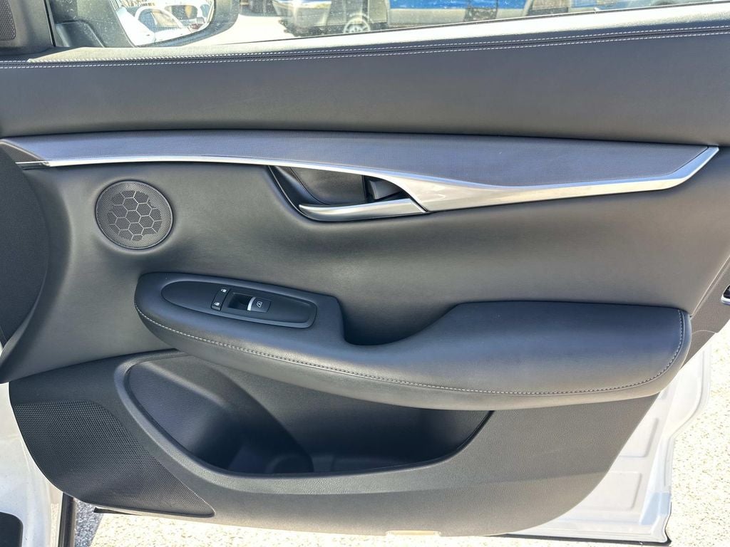 2023 INFINITI QX50 PURE