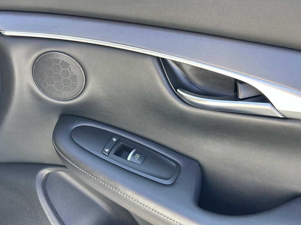 2023 INFINITI QX50 PURE