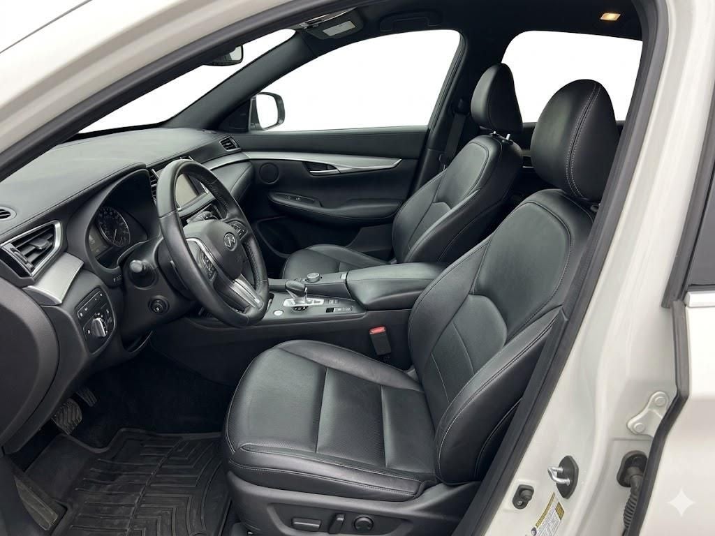 2022 INFINITI QX50 LUXE