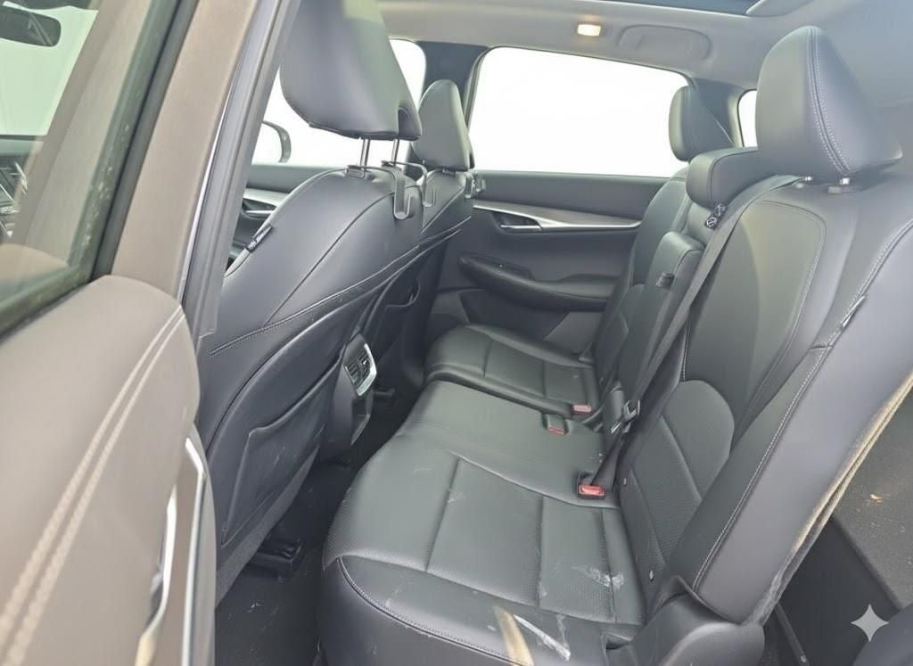 2023 INFINITI QX50 LUXE