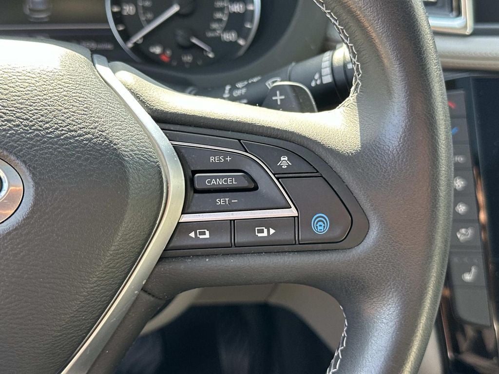 2023 INFINITI QX50 LUXE