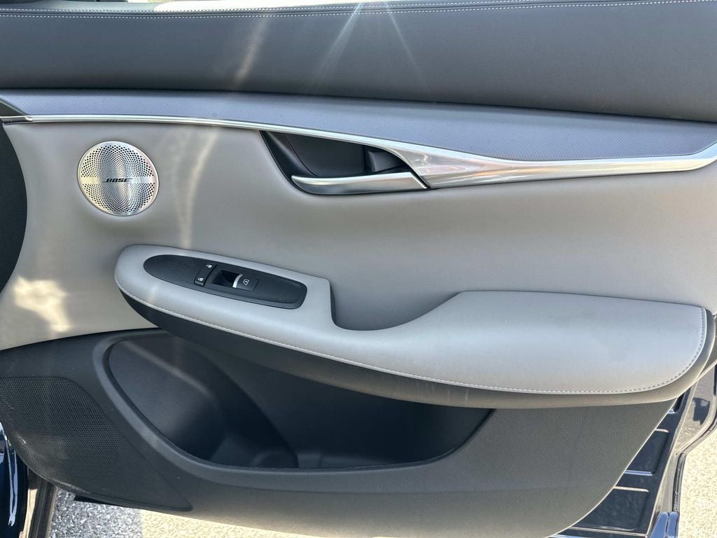 2023 INFINITI QX50 LUXE