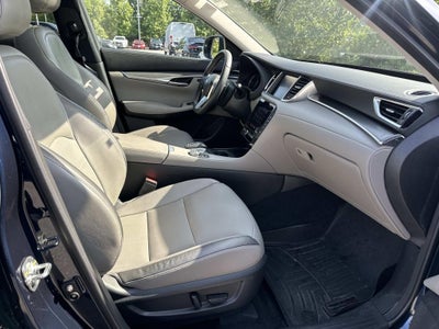 2023 INFINITI QX50 LUXE
