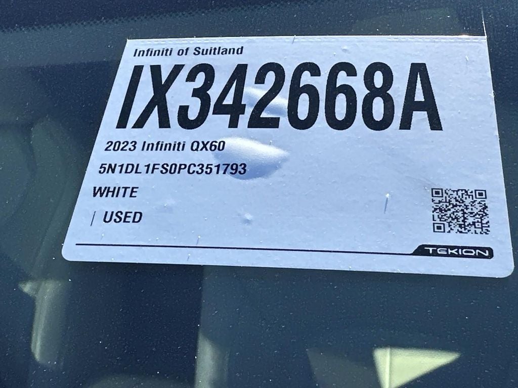 2023 INFINITI QX60 LUXE