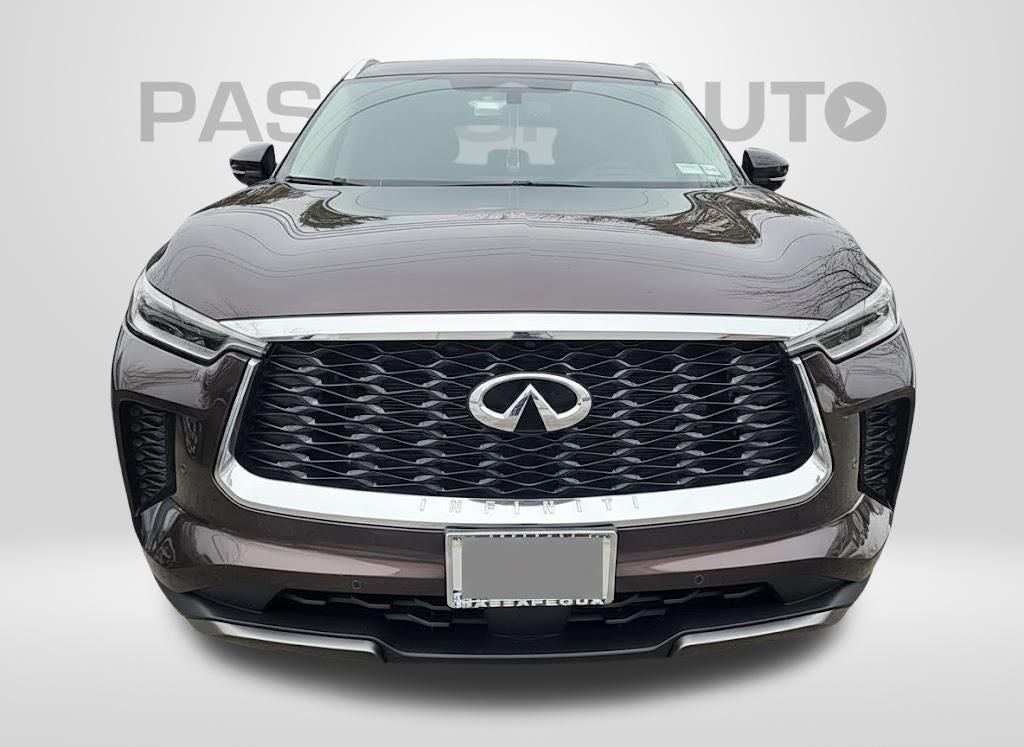 2022 INFINITI QX60 LUXE