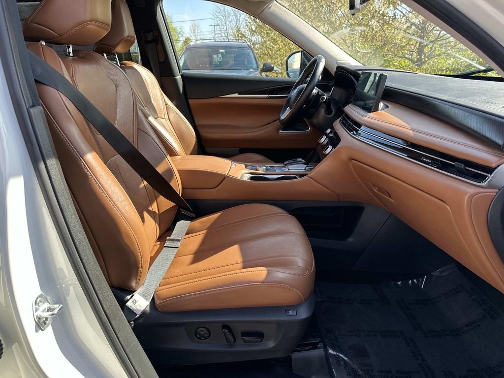 2023 INFINITI QX60 Sensory