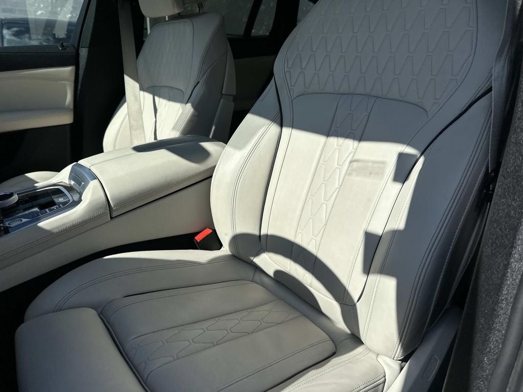 2022 BMW X6 xDrive40i