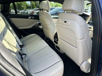2022 BMW X6 xDrive40i