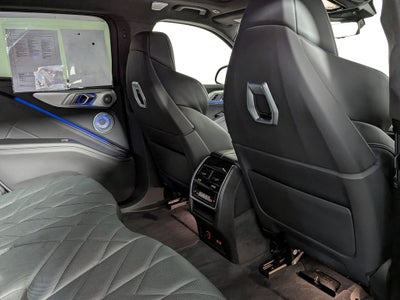 2025 BMW XM Base