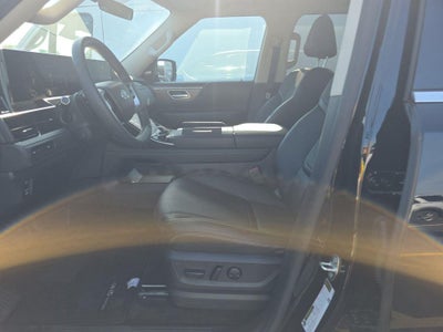2025 INFINITI QX80 PURE