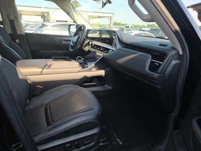 2025 INFINITI QX80 PURE